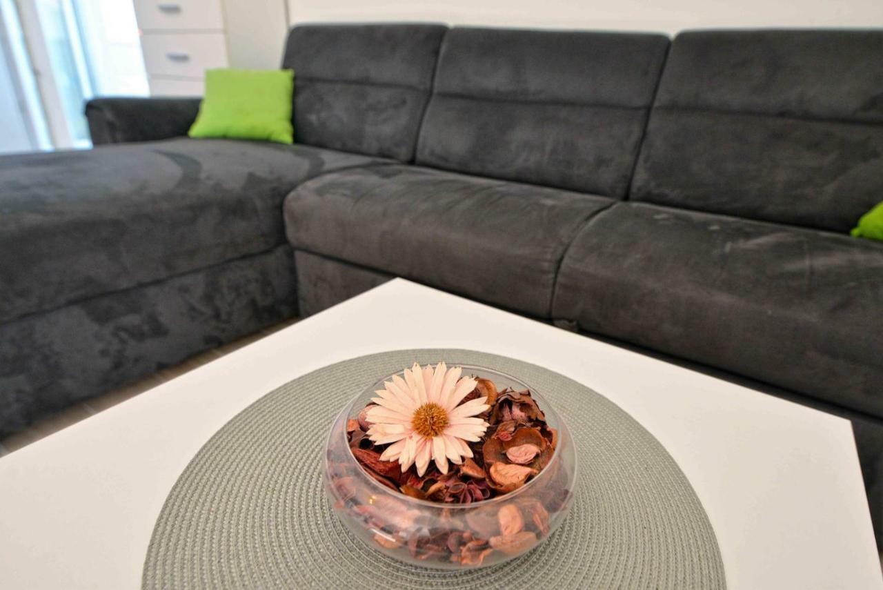 Apartment Kristina Μούρτερ Εξωτερικό φωτογραφία