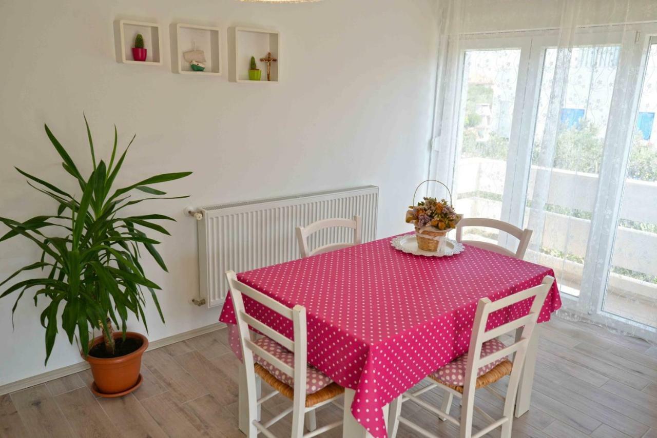 Apartment Kristina Μούρτερ Εξωτερικό φωτογραφία