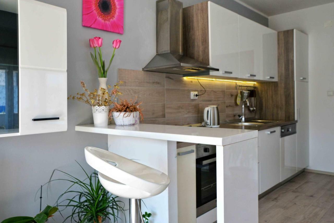 Apartment Kristina Μούρτερ Εξωτερικό φωτογραφία
