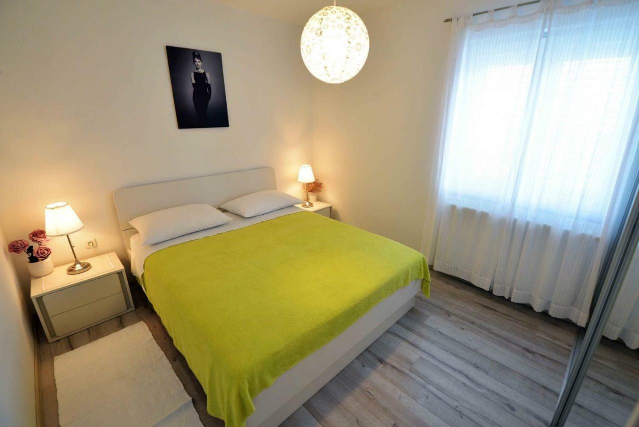 Apartment Kristina Μούρτερ Εξωτερικό φωτογραφία