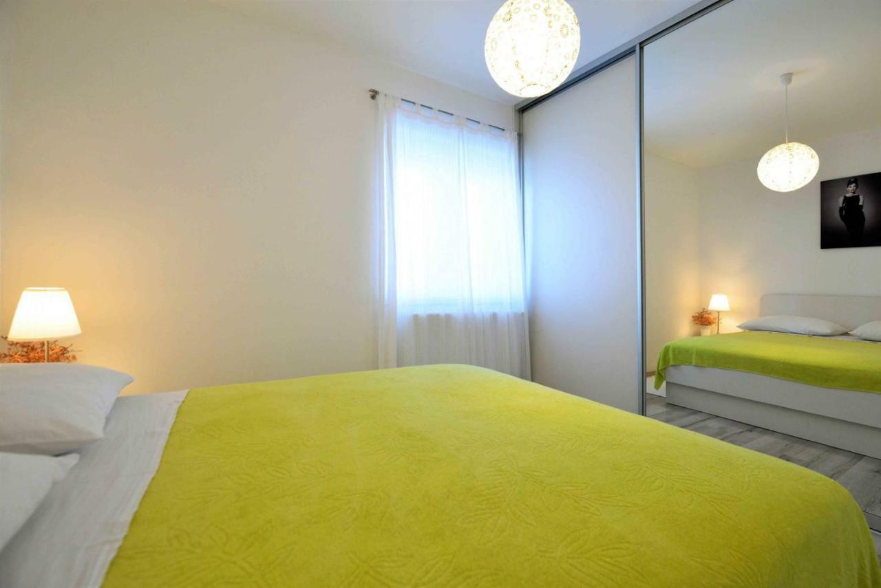 Apartment Kristina Μούρτερ Εξωτερικό φωτογραφία